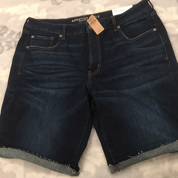 American Eagle Bermuda Short - Picture 2 of 3